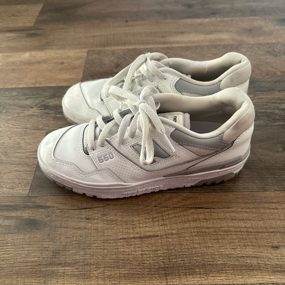 New Balance 550